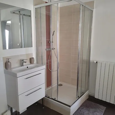 Pensjonat Logement F2 *